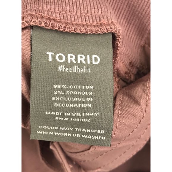 Torrid Bermuda Stretch Poplin Mid-Rise Short Mauve Size 30 NEW - Picture 6 of 7